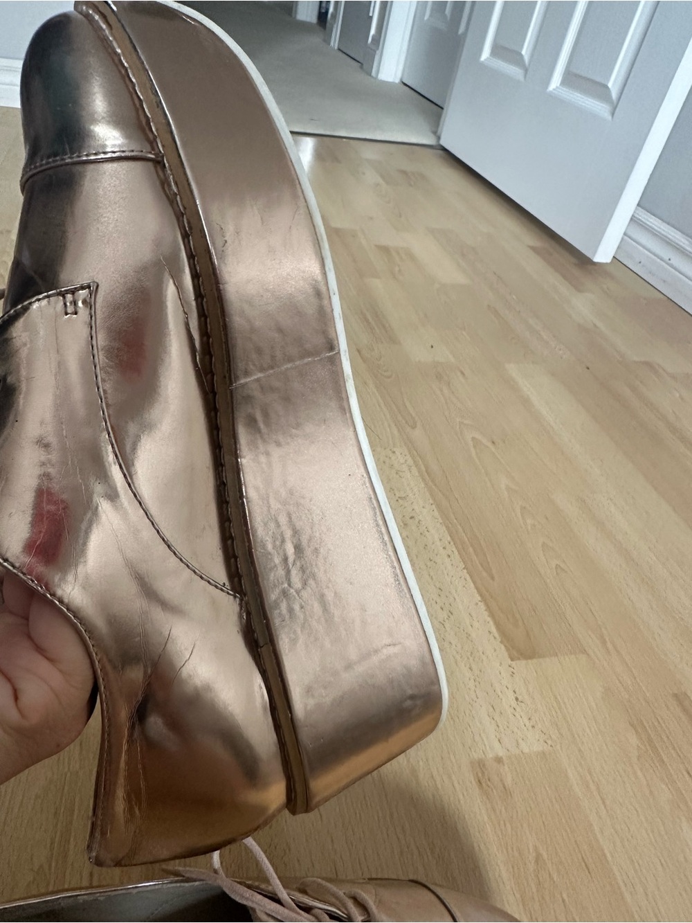 ALDO Rose Gold Metallic Platform Oxford Shoes Women’s US 9 EU 40 Lace-Up - Picture 11 of 16
